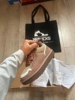 UGG Lowmel Rocky Oak 1144032-RYK Maat EU37 - US6W, Overige kleuren, UGG, Nieuw, Ophalen of Verzenden