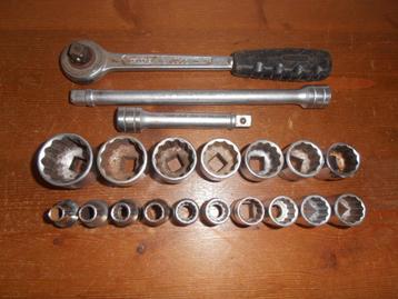 ZGAN Gedore doppen set zonder metalen kist 1/2 dop-opname. beschikbaar voor biedingen