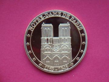 Penning UNC Notre Dame Parijs Frankrijk.  beschikbaar voor biedingen