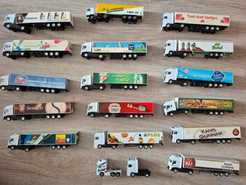 Reclame vrachtwagens  beschikbaar voor biedingen