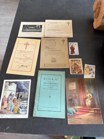 Collectie oude katholieke boekjes prentjes ‘30-‘50 beschikbaar voor biedingen