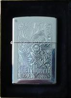 marlboro Zippo XV lighter Silver, volgnr 30, Verzamelen, Rookartikelen, Aanstekers en Luciferdoosjes, Ophalen of Verzenden, Aansteker