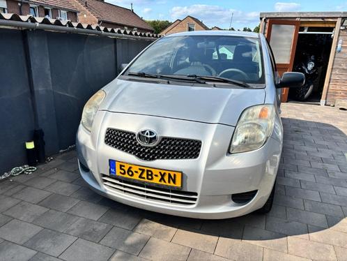 Toyota Yaris 1.3 16V Vvt-i 3DR 2008 Grijs, Auto's, Toyota, Particulier, Yaris, ABS, Airbags, Boordcomputer, Centrale vergrendeling