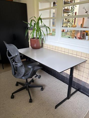 Vepa bureau - 160x80cm - Verstelbaar beschikbaar voor biedingen