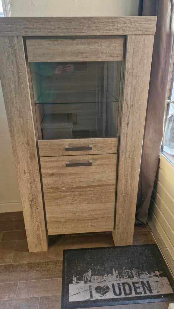 Kleine wand- vitrinekast met glasdeur - 155x82x50, Ophalen, Met deur(en), 50 tot 100 cm, Zo goed als nieuw