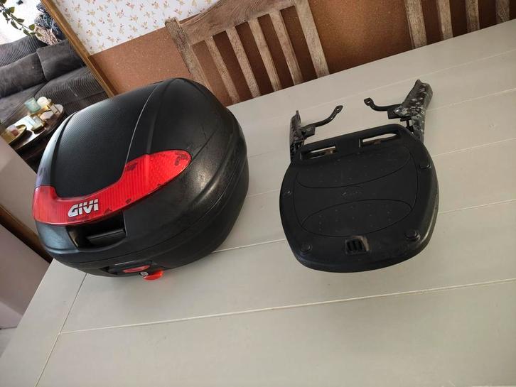 Kymco DJ draag beugel met koffer, Fietsen en Brommers, Brommeronderdelen | Scooters, Gebruikt, Ophalen