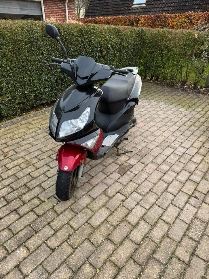 Baotian Tiger (4 takt) 50cc 2008 (geel kenteken), Fietsen en Brommers, Scooters | Overige merken, Gebruikt, Maximaal 45 km/u, Benzine