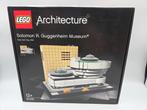 Lego Architecture 21035 Solomon R. Guggenheim Museum, Kinderen en Baby's, Speelgoed | Duplo en Lego, Ophalen of Verzenden, Nieuw