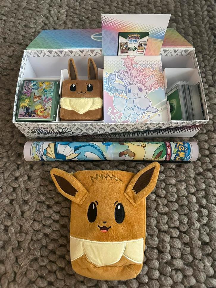 Prismatic Evolutions extra’s + base set kaarten, Hobby en Vrije tijd, Verzamelkaartspellen | Pokémon, Ophalen of Verzenden