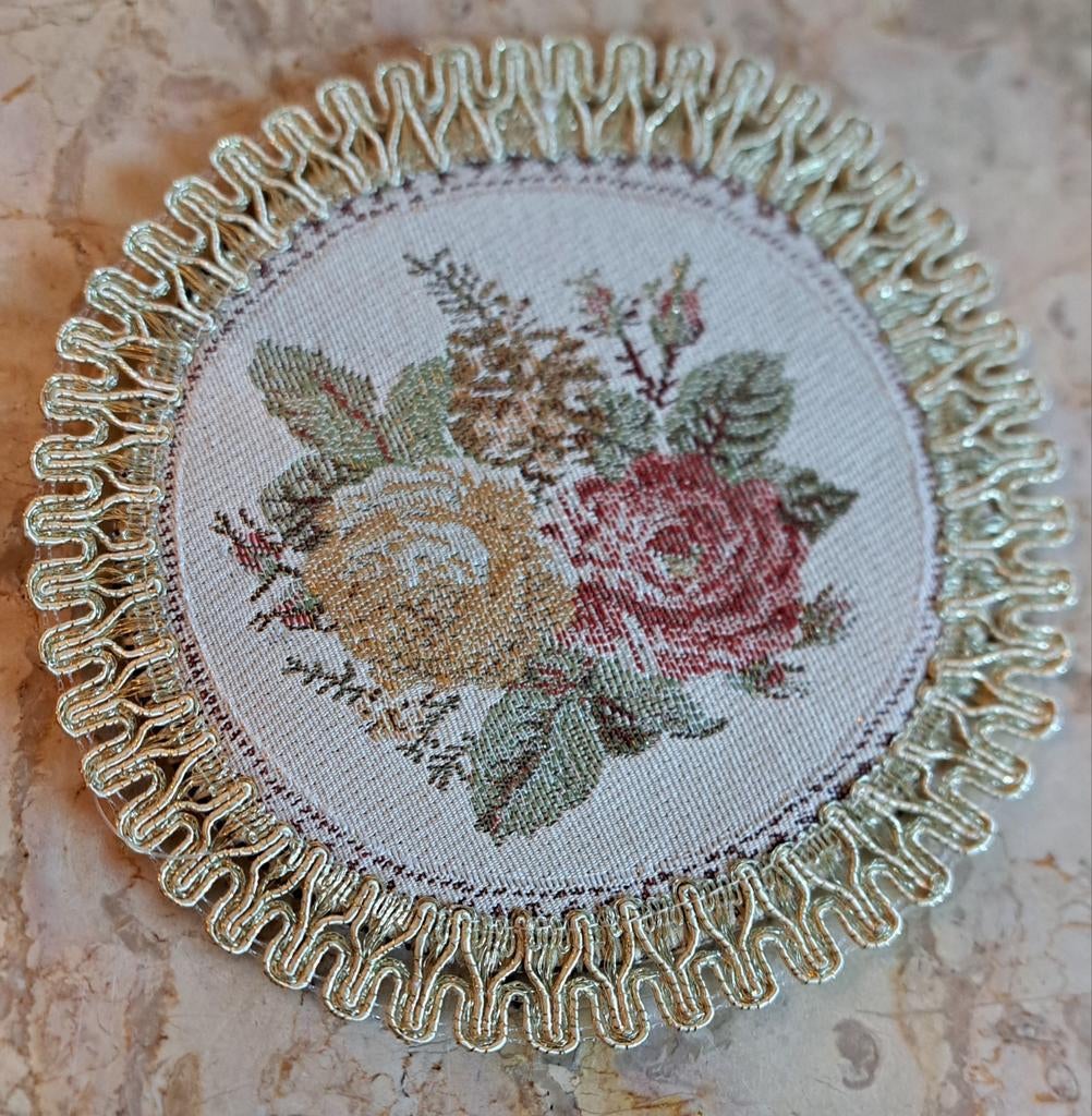Vintage tafelkleed rond bloemen vaas muur decoratie, Antiek en Kunst, Antiek | Kleden en Textiel, Ophalen of Verzenden