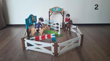 Playmobil paarden bak met springen beschikbaar voor biedingen