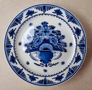 Porceleyne Fles blauwbeschilderd bord 1915, initialen VK beschikbaar voor biedingen