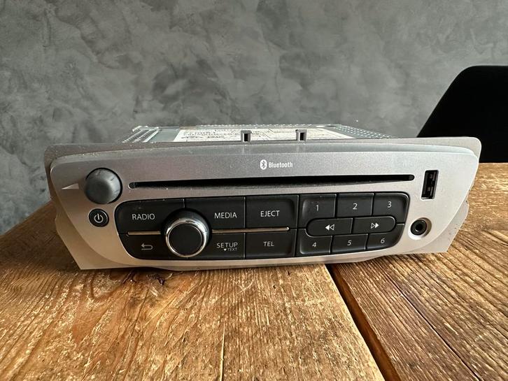 Renault Autoradio - Getest & Werkend!, Auto diversen, Autoradio's, Gebruikt, Ophalen of Verzenden
