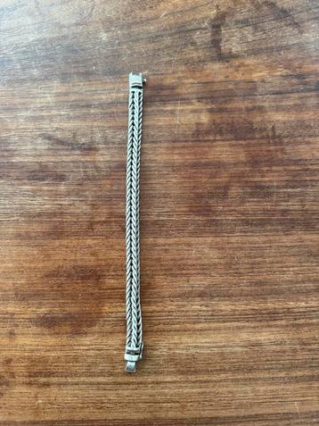 Zilveren Boeddha to Boeddha Armband beschikbaar voor biedingen