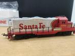 Walthers Trainline H0 #931-113, GP9M Locomotive Santa Fe, Overige merken, Gebruikt, Ophalen of Verzenden, Gelijkstroom