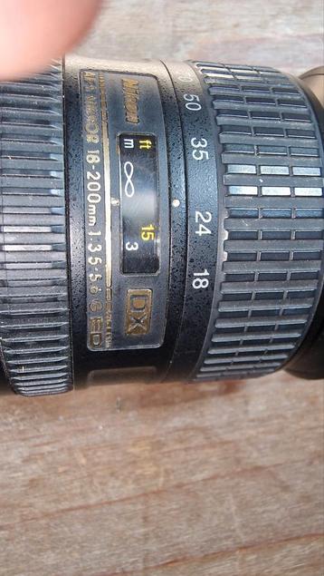 Nikon D80 met 18-200mm objectief beschikbaar voor biedingen