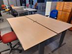 Bureau licht blad en grijs onderstel, Ophalen of Verzenden, Zo goed als nieuw, Bureau