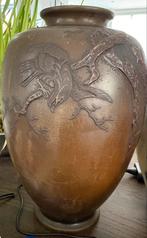 Japanse bronzen vaas Meiji tijd met deuk, Antiek en Kunst, Ophalen
