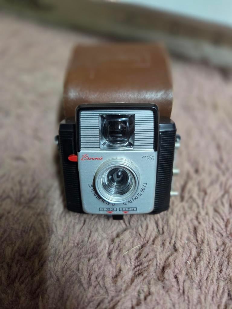 Vintage kodak brownie starlet camera, Ophalen of Verzenden, Gebruikt, Compact, Kodak