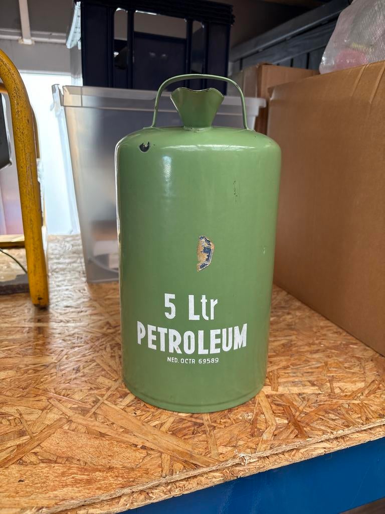 Oude Petroleum Kan 5 Liter, Ophalen of Verzenden