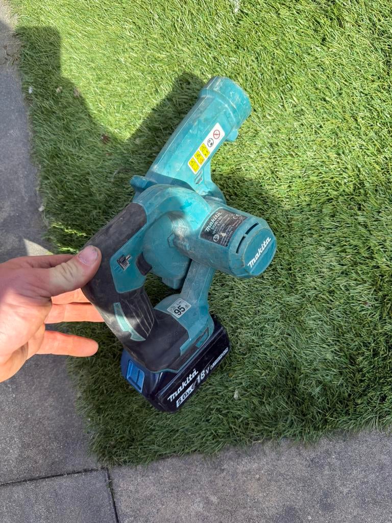 Makita, Tuin en Terras, Ophalen of Verzenden, Zo goed als nieuw, Elektrisch