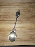 Zilveren theelepel met gedetailleerd handvat, Antiek en Kunst, Antiek | Goud en Zilver, Ophalen of Verzenden