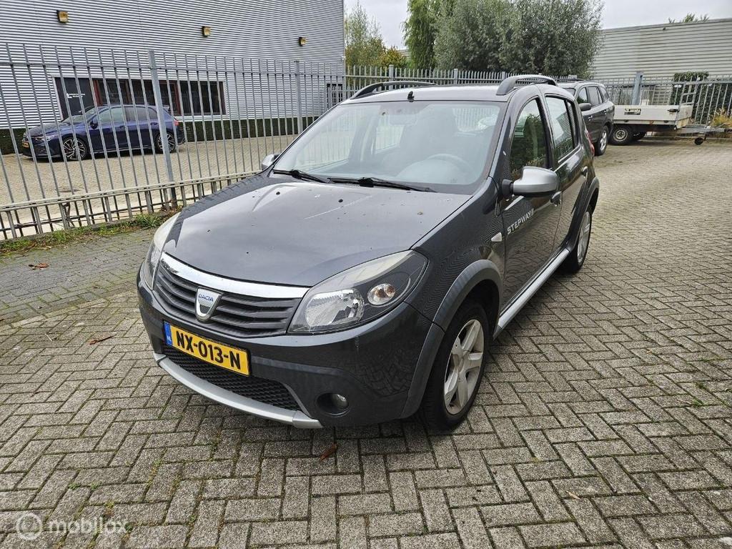 Dacia Sandero 1.6 Stepway, Auto's, Dacia, Voorwielaandrijving, Metallic lak, 4 cilinders, 1070 kg
