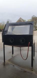 Straalkast straalcabine, Ophalen