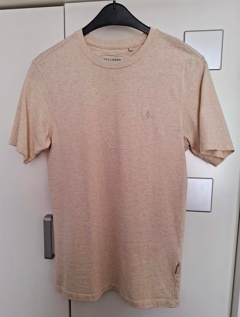 Beige Hallinger T-shirt maat S, Kleding | Heren, T-shirts, Hallinger, Beige, Ophalen of Verzenden, Zo goed als nieuw