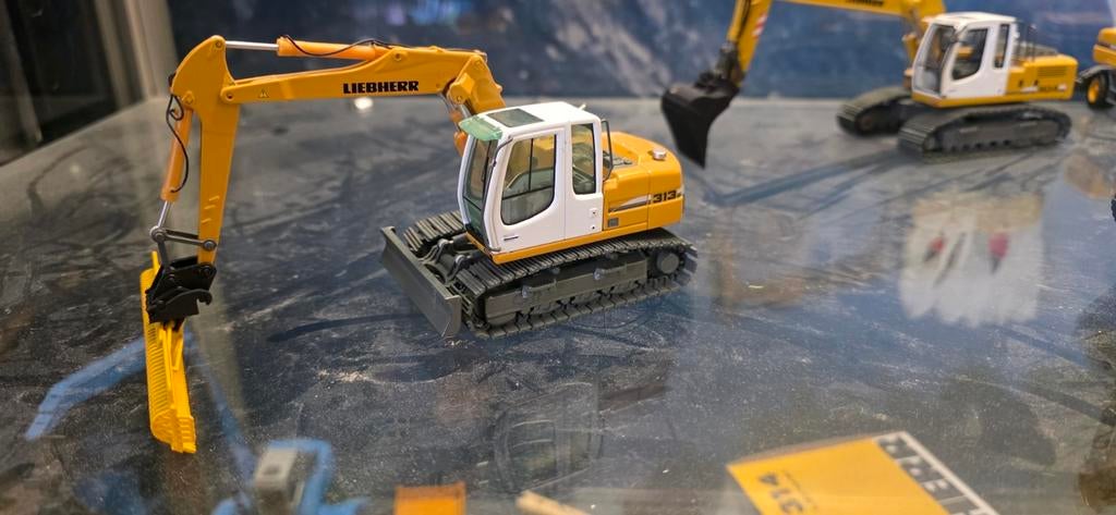 Verschillende liebherr modelen, Ophalen of Verzenden, Overige typen, Overige merken