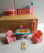 Poppenhuis meubeltjes plastic, Ophalen of Verzenden, Poppenhuis