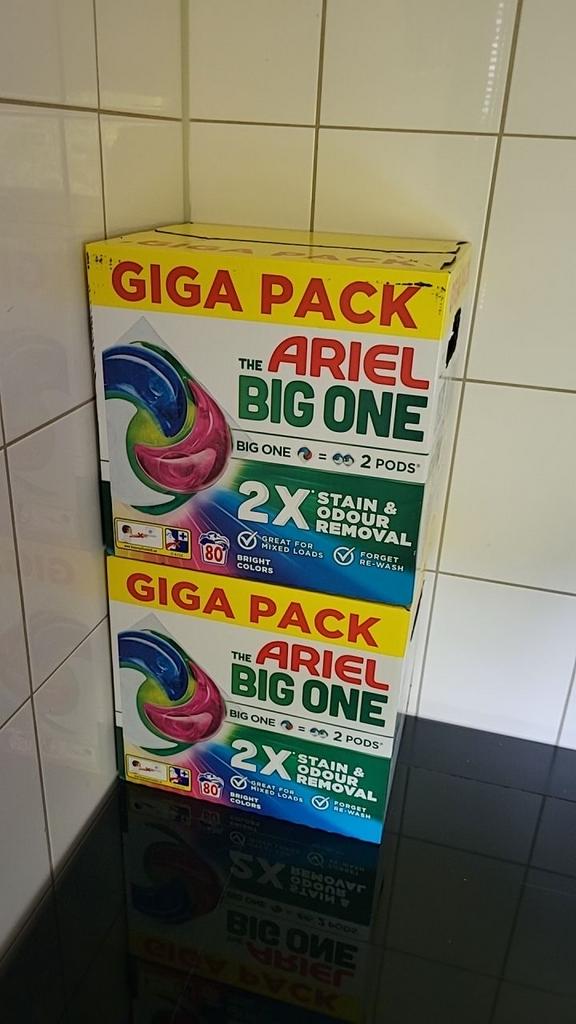Ariel The Big One Giga Pack Wascapsules (2x80 stuks), Witgoed en Apparatuur, Wasmachines, Ophalen of Verzenden, Nieuw, 1200 tot 1600 toeren