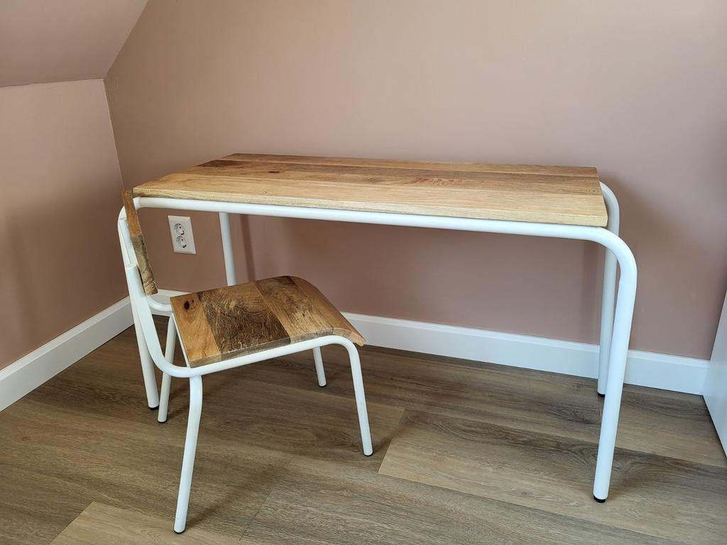 Kinderbureau en 2 stoeltjes van kidsdepot, Ophalen, Gebruikt, Tafel(s) en Stoel(en)