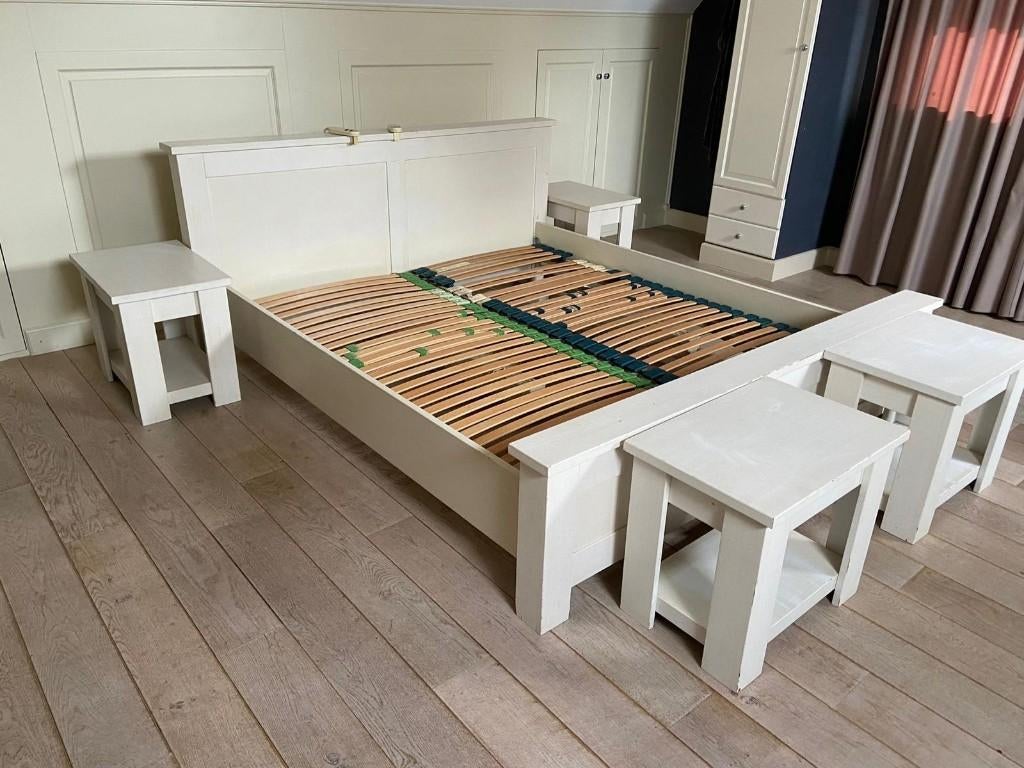 Bed, Ophalen, Gebruikt, Wit, Tweepersoons