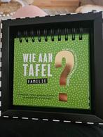 Wie aan tafel? Familie - Vragenvuur spel, Vijf spelers of meer, Ophalen of Verzenden, Zo goed als nieuw, Lantaarn Publishers