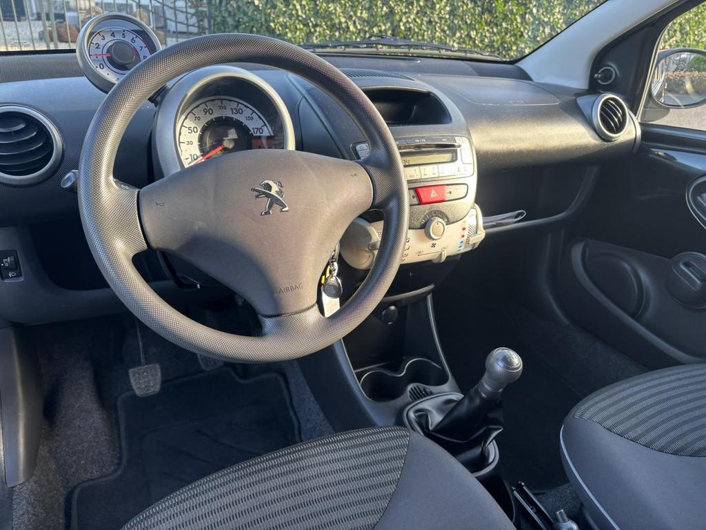 Peugeot 107 1.0 Active | Airco |, Voorwielaandrijving, Euro 5, Gebruikt, 4 stoelen