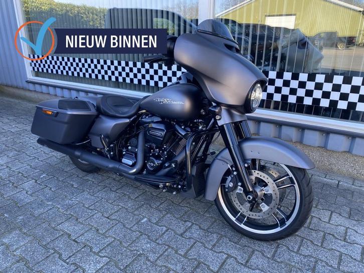Harley-Davidson Street Glide M8 5HD Ui-Klep (bj 2017), Motoren, Motoren | Harley-Davidson, Bedrijf, Overig, meer dan 35 kW, ABS