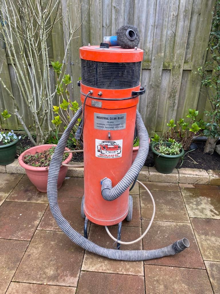 Te koop Mobiele straaltank met afzuiger., Ophalen, Zo goed als nieuw