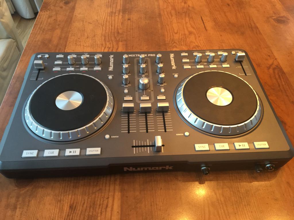 DRAAITAFEL VOOR DE ECHTE DJ, Ophalen of Verzenden, Nieuw, Overige merken