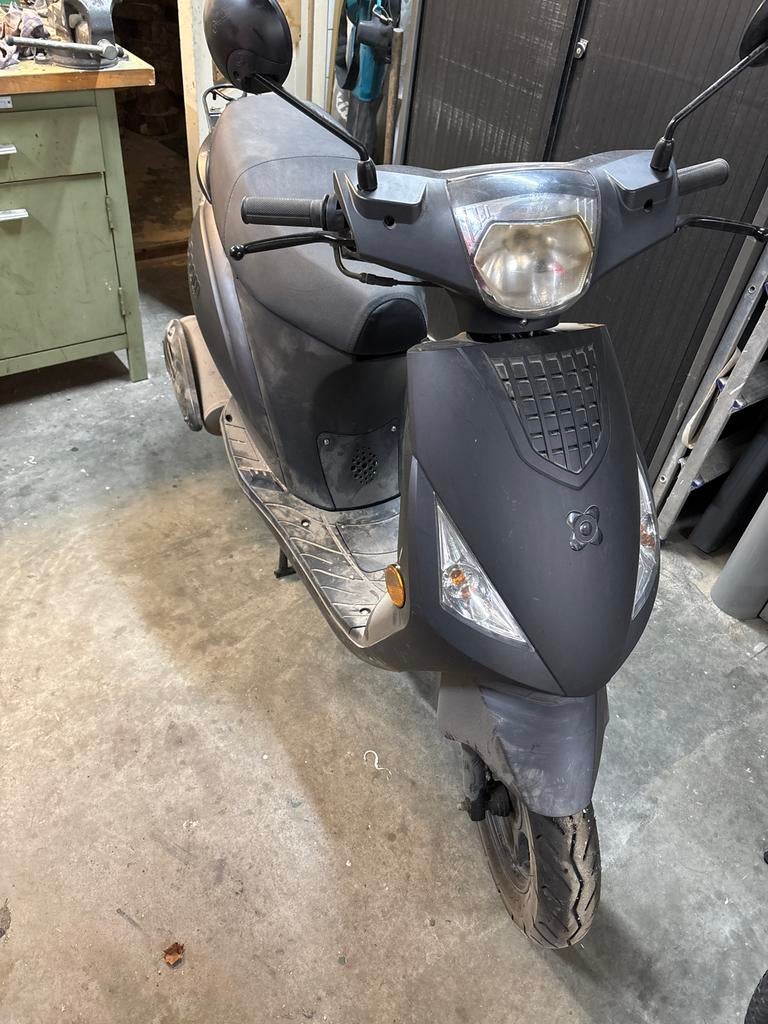 Scooter agm sp50 lees beschrijving, Fietsen en Brommers, Brommeronderdelen | Scooters, Ophalen, Gebruikt, Overige typen, Overige merken