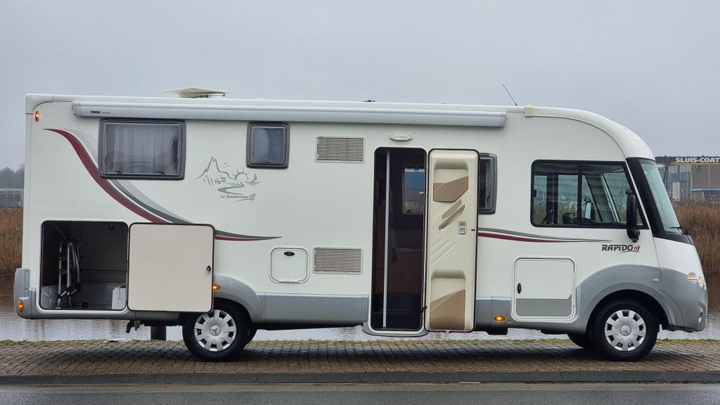 Rapido M 891 - Mercedes - Automaat - Queensbed, Caravans en Kamperen, Campers, Automaat, Luifel, Ringverwarming, 7 tot 8 meter