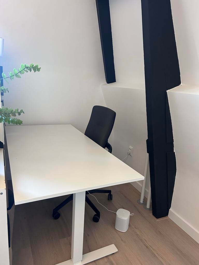 IKEA Zit-sta bureau, wit, handmatig verstelbaar, Ophalen, Zit-sta bureau, Gebruikt, Spaanplaat of MDF