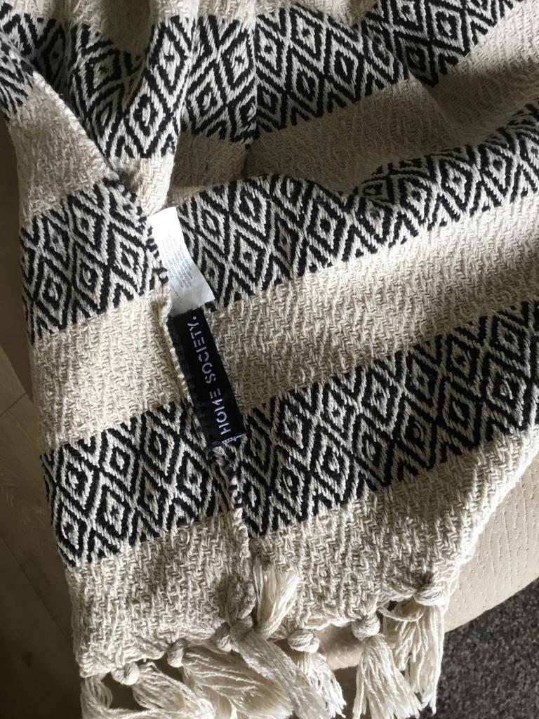 Home Society Plaid Zwart-Wit met Franjes, Ophalen of Verzenden, Zo goed als nieuw, Zwart, Rechthoekig