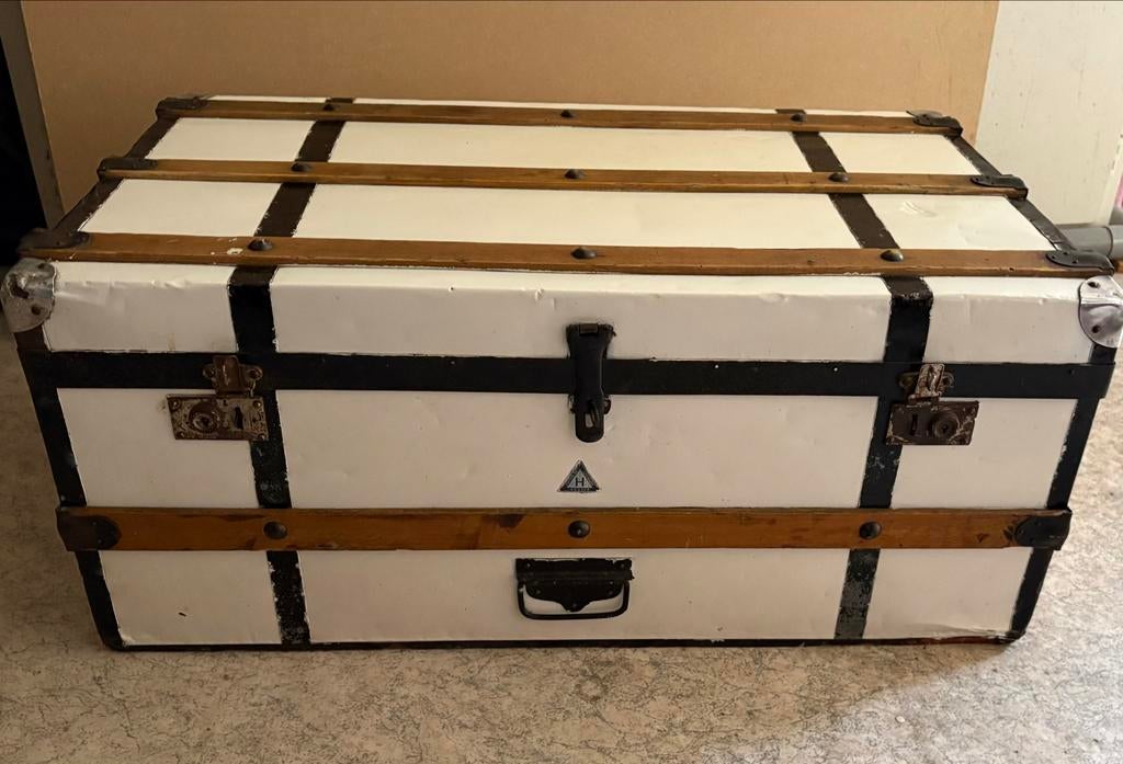 Oude koffer / reiskoffer / hutkoffer, Ophalen