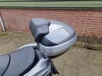 Grote piaggio topkoffer , zit nu op een piaggio X10 500cc, Ophalen