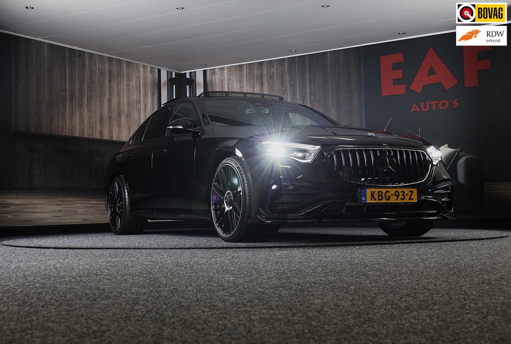 Mercedes-Benz E-klasse 400 e 4MATIC AMG 53 Look / Hyperscree, Auto's, Mercedes-Benz, Automaat, 4 cilinders, 252 pk, Zwart