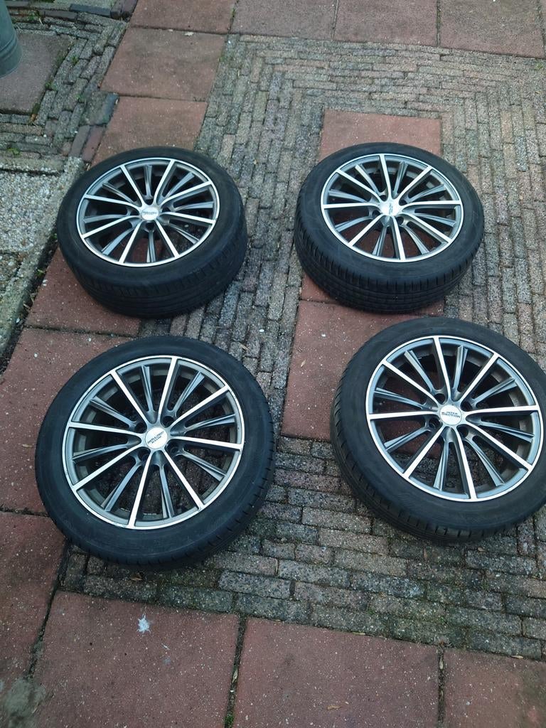 Licht metalen velgen 17 " 4x108 ,et 25 Peugeot 2008, Auto-onderdelen, Banden en Velgen, Velg(en), Nieuw, 17 inch, Ophalen of Verzenden
