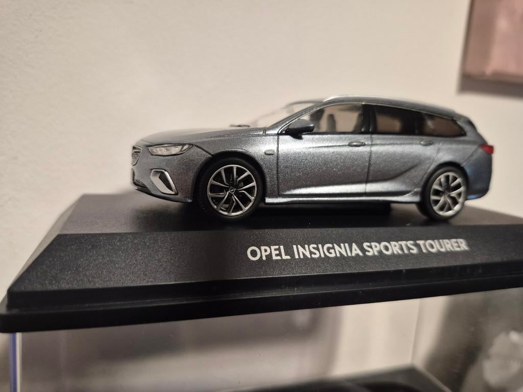 Opel insignia b station tourer 1:43 ovp, Ophalen of Verzenden, Auto, Overige merken