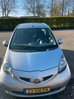 Toyota Aygo 1.0 12V Vvt-i 3DRS MMT 2006 Grijs, Auto's, Voorwielaandrijving, 4 stoelen, 68 pk, Origineel Nederlands