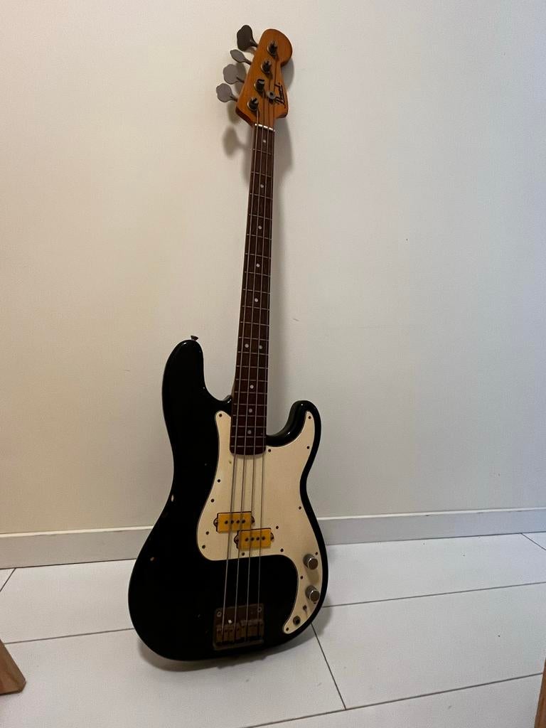 Pearl vintage japan precision Bass + 1978 DiMarzio pickups, Muziek en Instrumenten, Snaarinstrumenten | Gitaren | Bas, Gebruikt